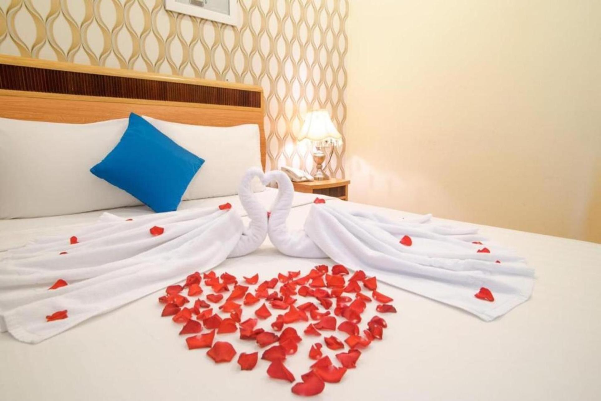 Ruby Saigon Hotel - Le Thanh Ton Ho Chi Minh City Bagian luar foto