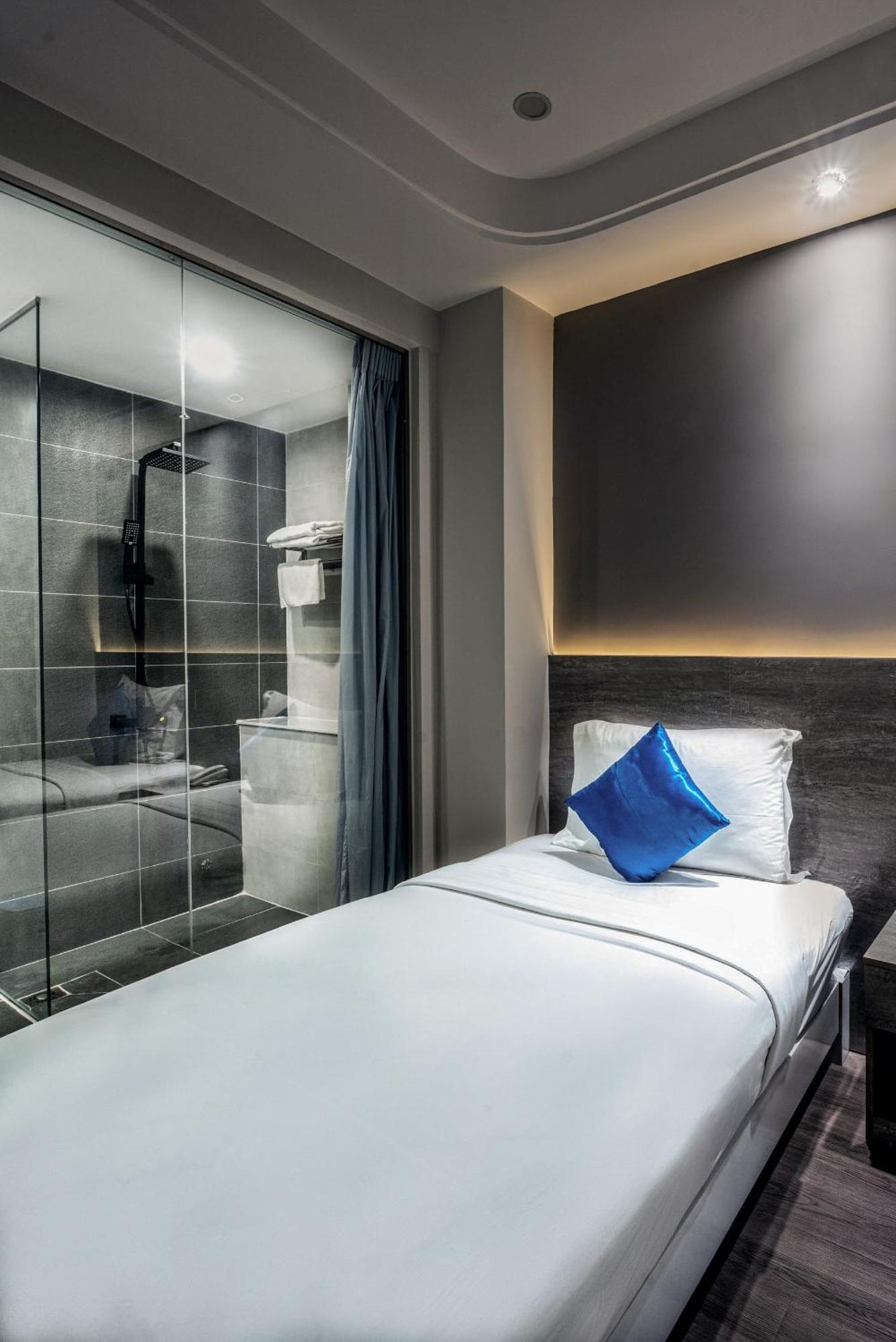 Ruby Saigon Hotel - Le Thanh Ton Ho Chi Minh City Bagian luar foto
