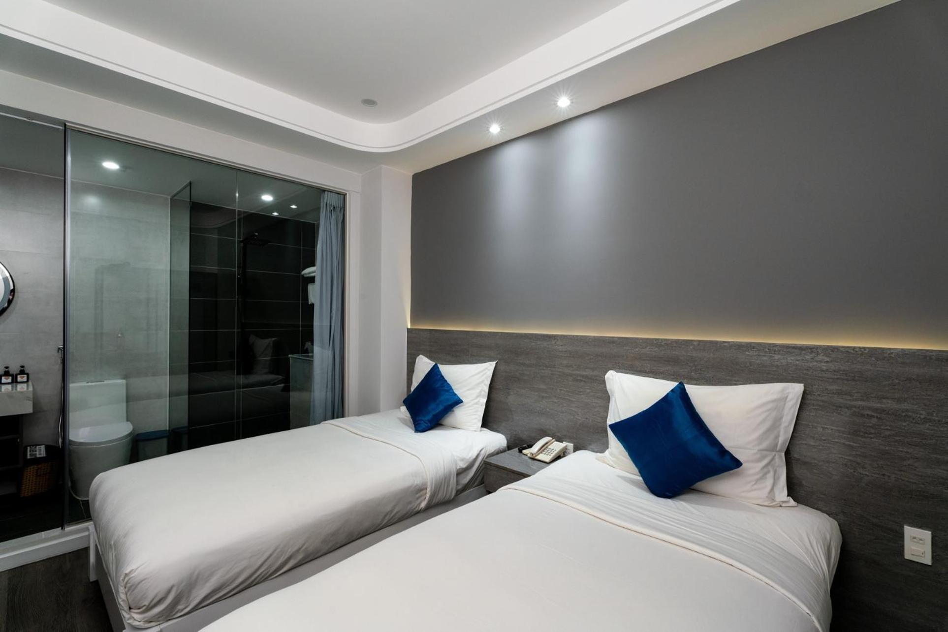 Ruby Saigon Hotel - Le Thanh Ton Ho Chi Minh City Bagian luar foto