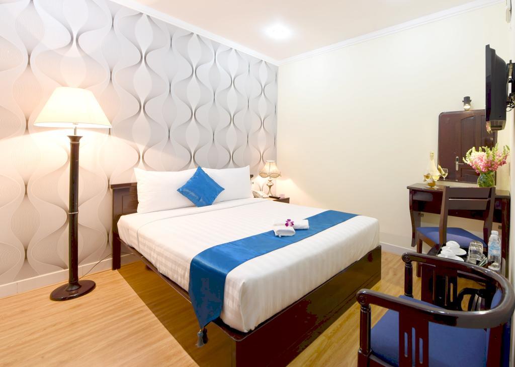 Ruby Saigon Hotel - Le Thanh Ton Ho Chi Minh City Bagian luar foto
