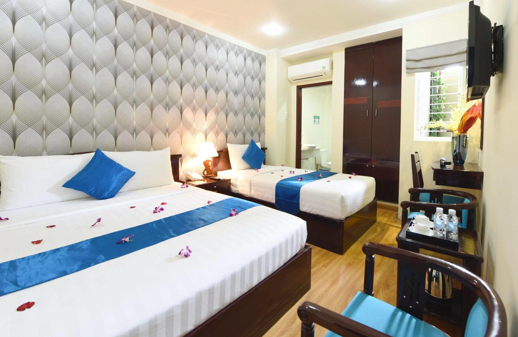 Ruby Saigon Hotel - Le Thanh Ton Ho Chi Minh City Bagian luar foto